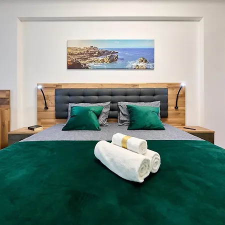 Star In Infinity - Parking Apartment *